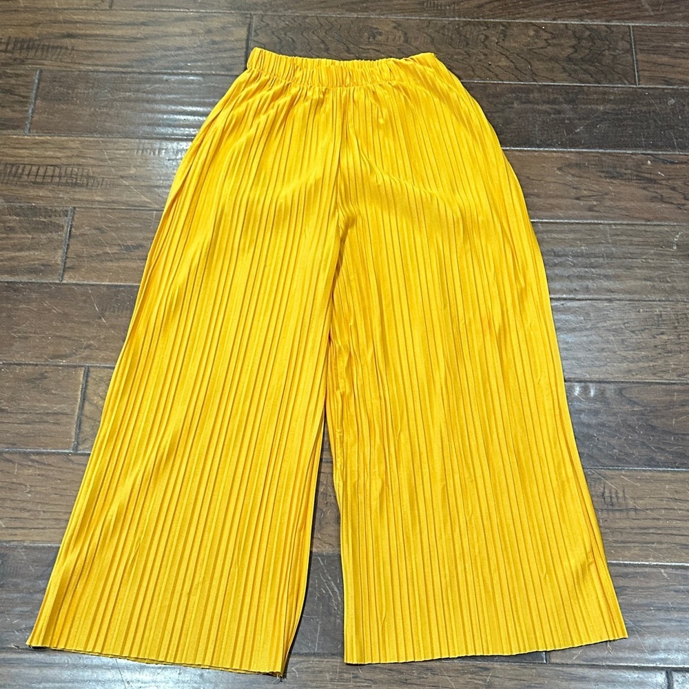 Vibrant‎ Yellow Made By Johnny Women's Wide Leg Palazzo Pants size M